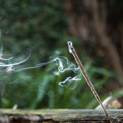 Incenso Natural Arruda, Alecrim e Olíbano Sagrada Madre